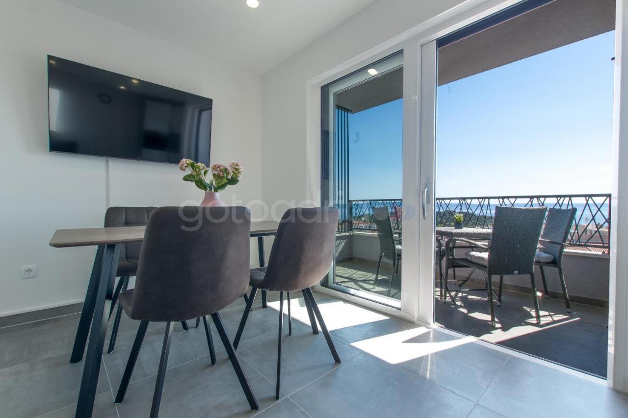 Sea View Apartments Diana Makarska Exterior photo